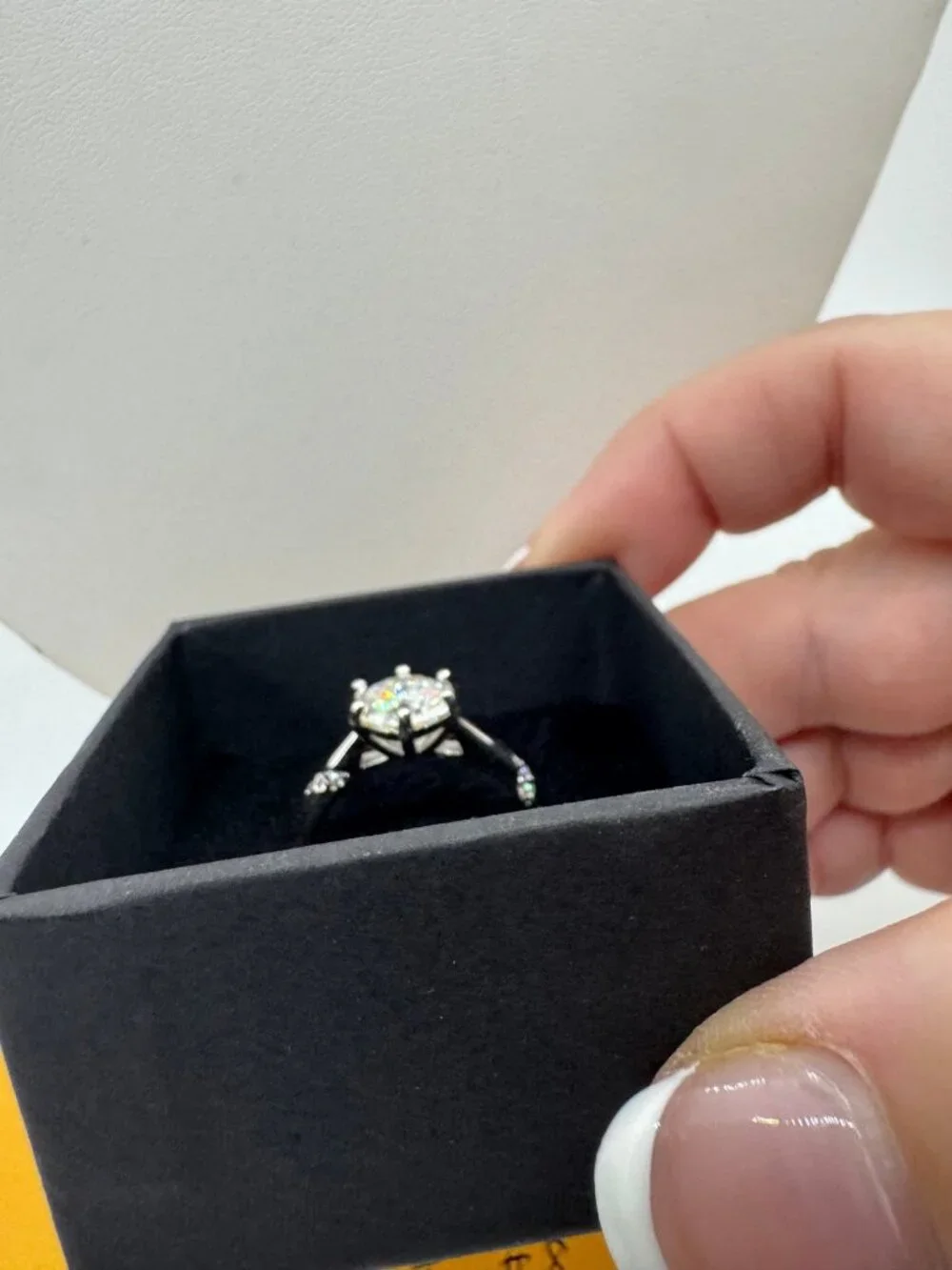 GRA Certified Moissanite 2Ct Ring Size 8 Solitaire 925 Stamped Sterling Silver B